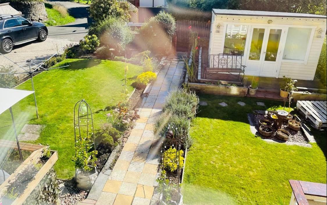 Country Home Near The Airport Edinburgh Bagian luar foto